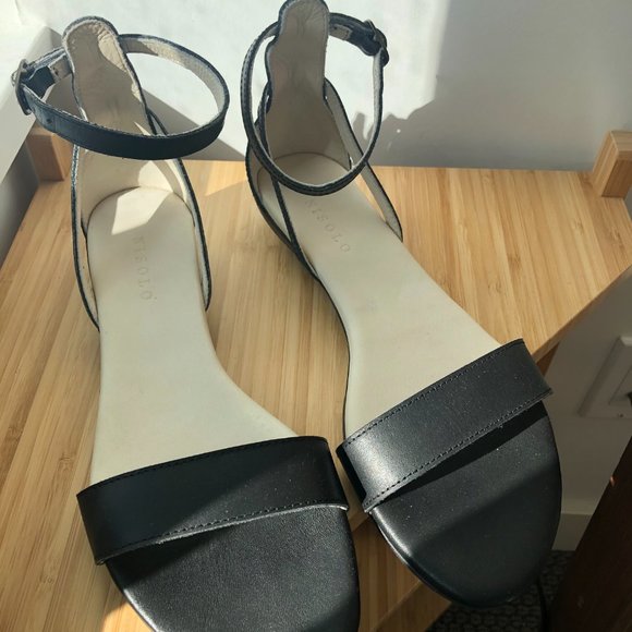 Nisolo Serena Black Sandal NWT size 7.5 - Picture 6 of 9